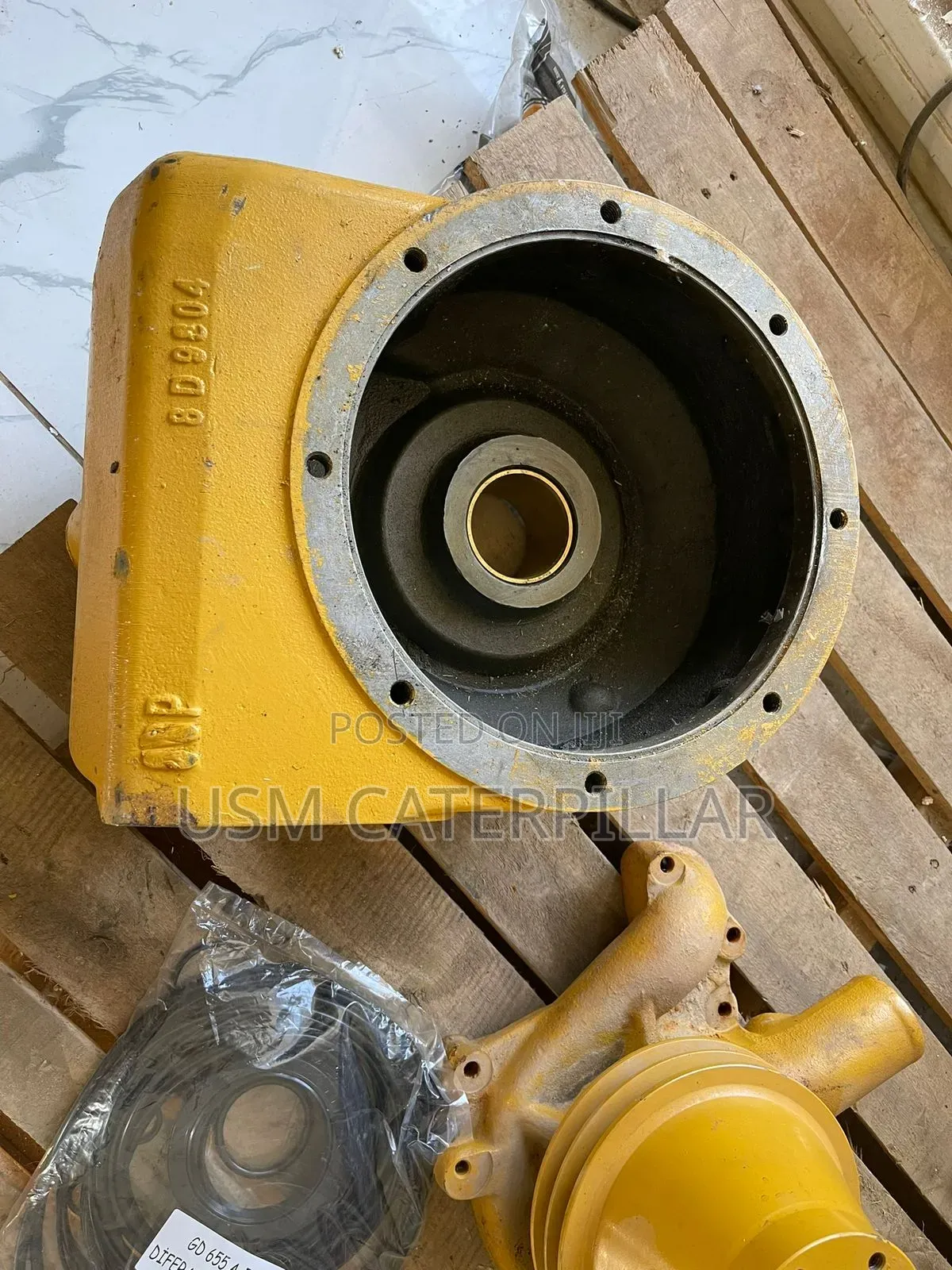8d9804 Housing