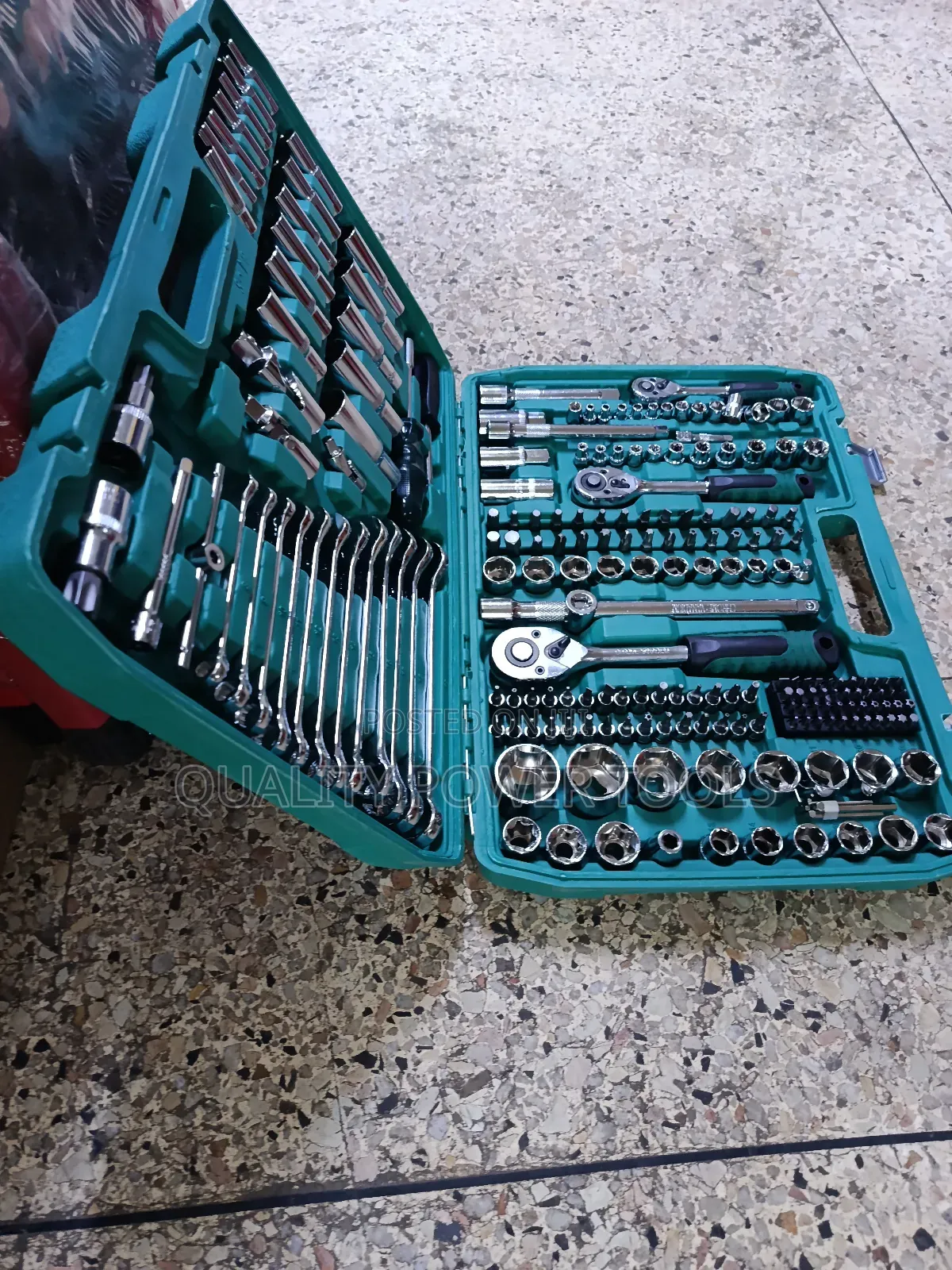 216pc Socket Wrench