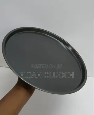 Non Stick Perforated Pizza Pan Now Available*

Colours : Black