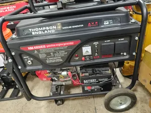 Thompson England Nm-6800eb 7.5kva Avr Gasoline Generator