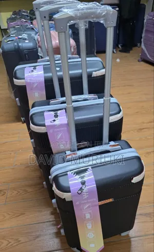 3‐In‐1 Fibre Suitcase Set
