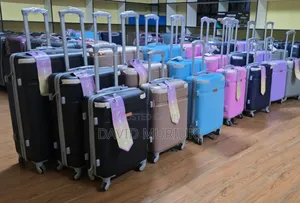 3‐In‐1 Fibre Suitcase Sets