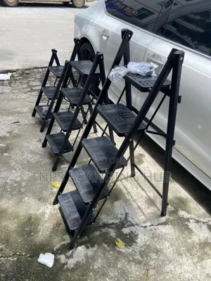 4 Step Folding Ladder Cn