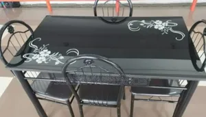 Home Use. Most Comfortable 4sitter Dinning Table