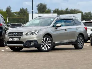 Subaru Outback 2.5i AWD 2016 Gold