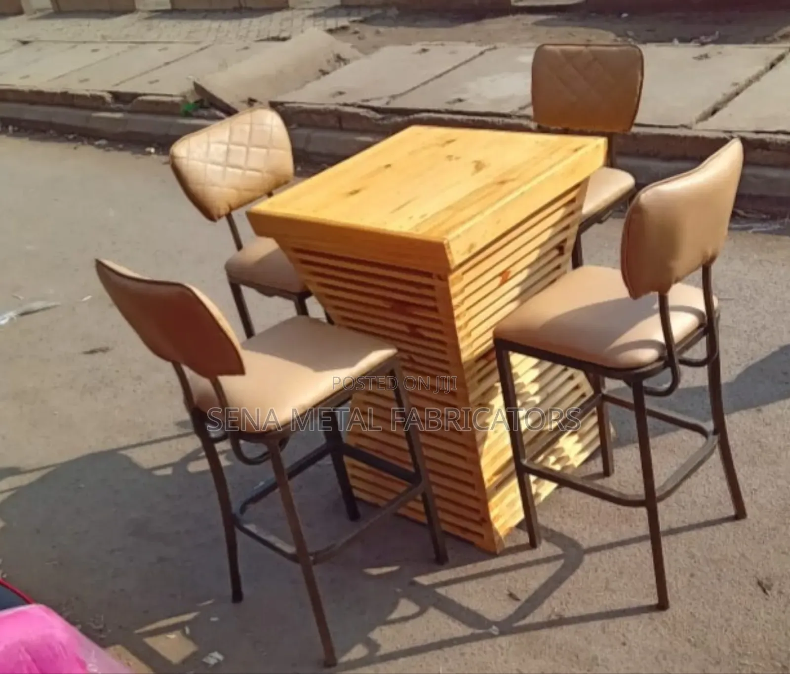 4 High Stools With Barrel Table