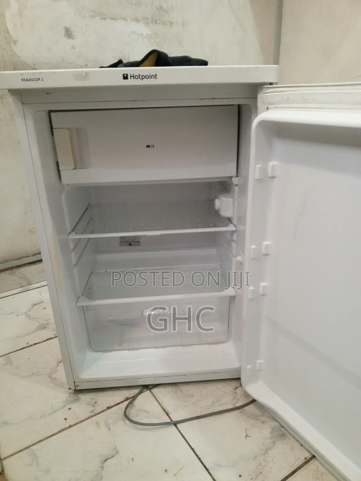 Exuk Mini Fridge (Used)
