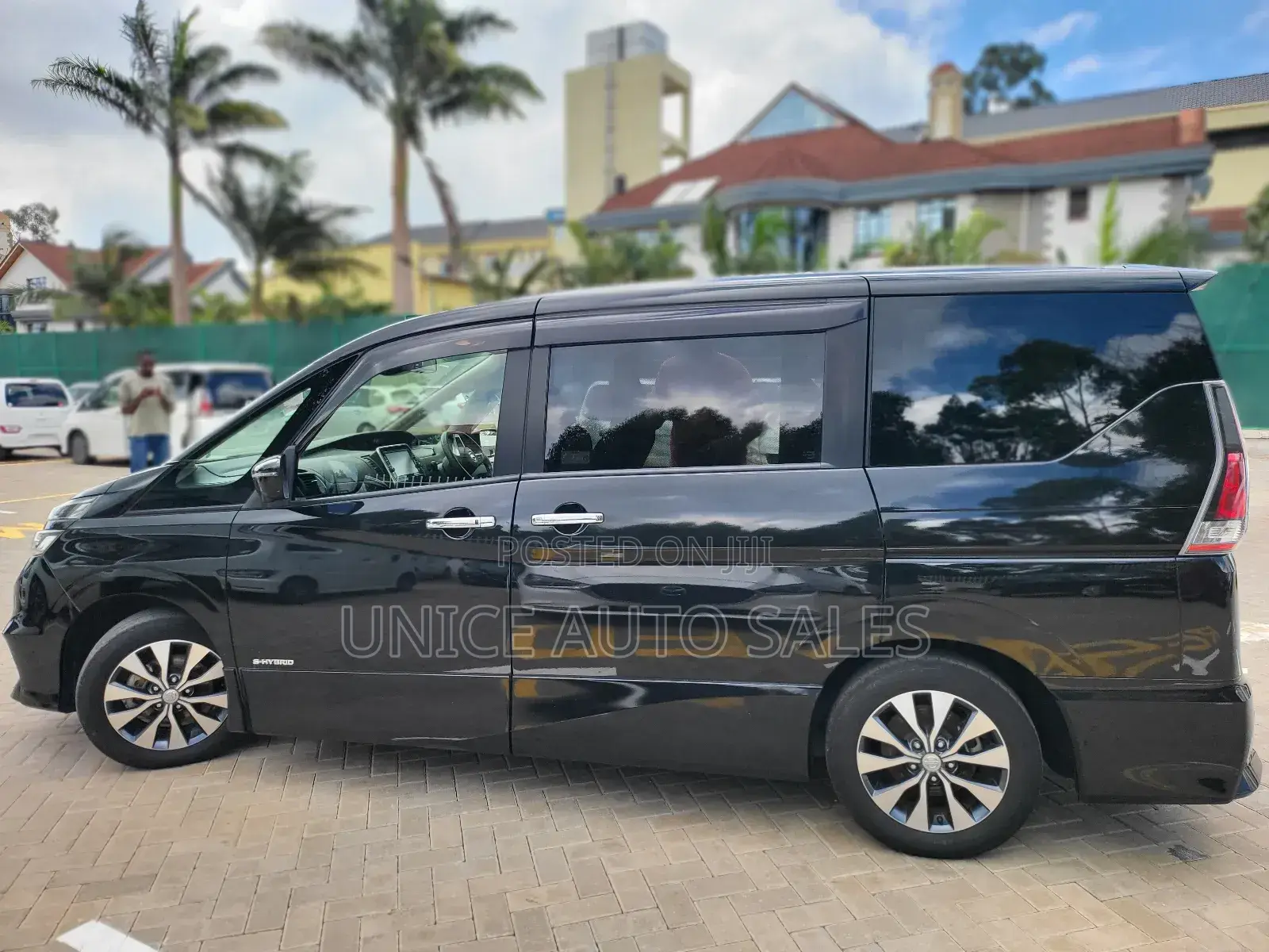 Nissan Serena 2019 Black