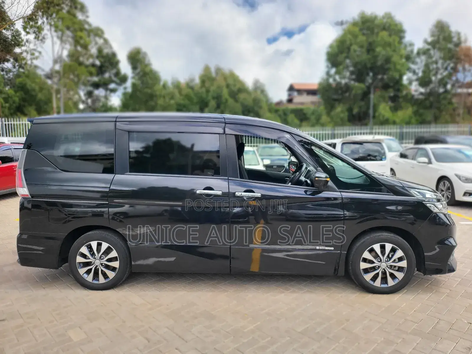 Nissan Serena 2019 Black
