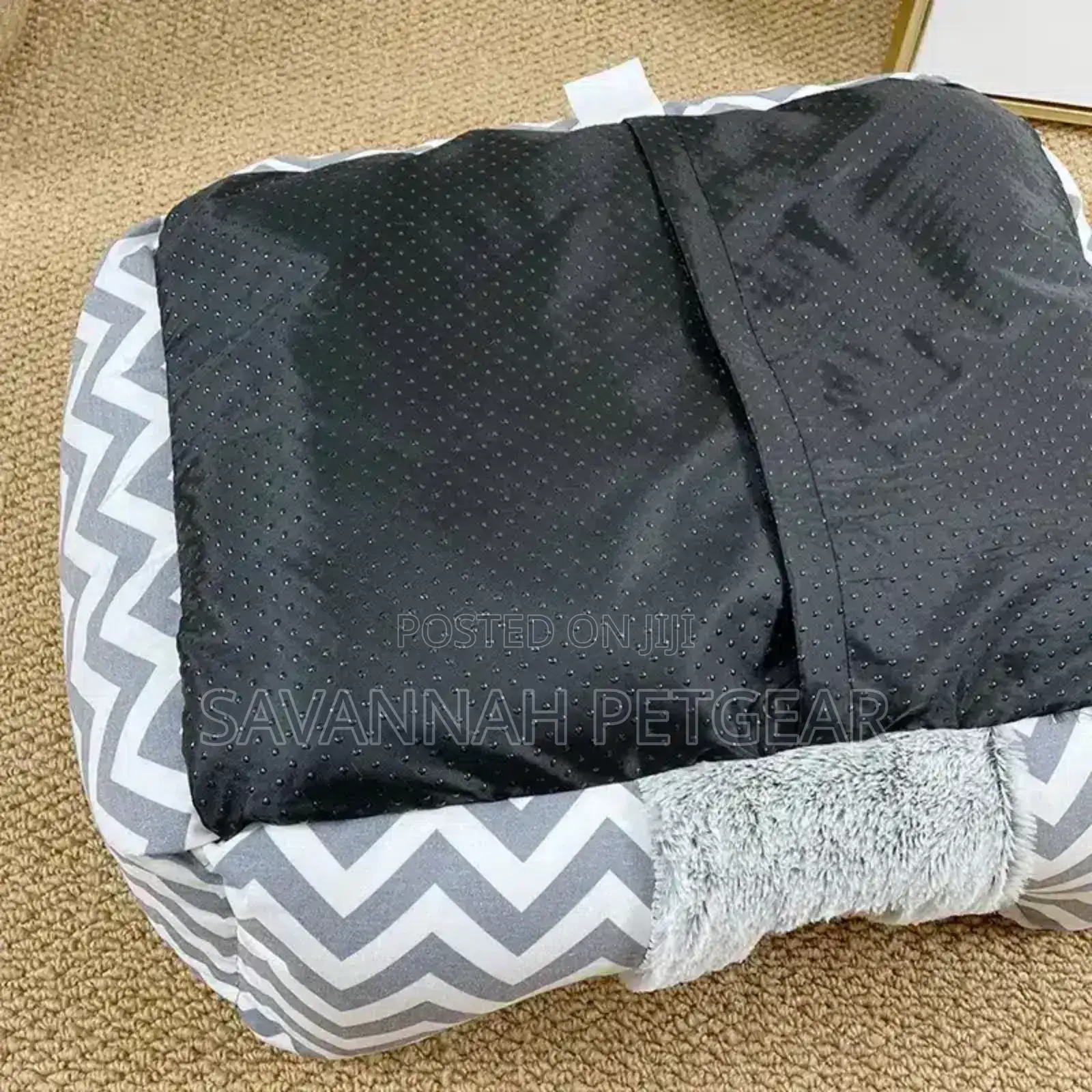Lala Fleece Comfortable Dog Bed - Small Size