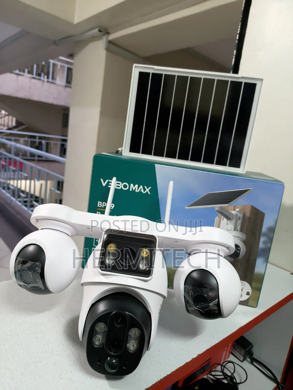 Bp19 Remote Live View CCTV Camera Solar Powered PTZ Control