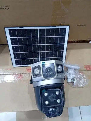 Large Capacity Batteries 12mp 4g PTZ Rotating Dual Lens Solar Camera