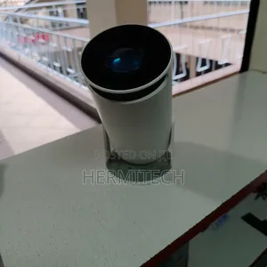 High Dynamic Range Projector With a Maximum Display Size of 120 Inches