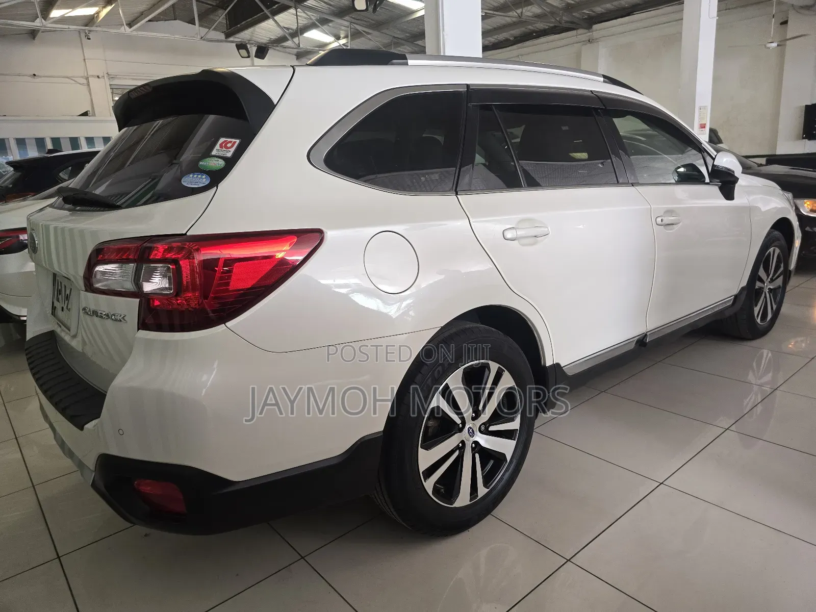 Subaru Outback 2019 Pearl