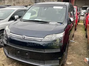 Toyota Spade 2019 Matt Black