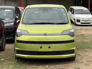 Toyota Spade 2019 Green