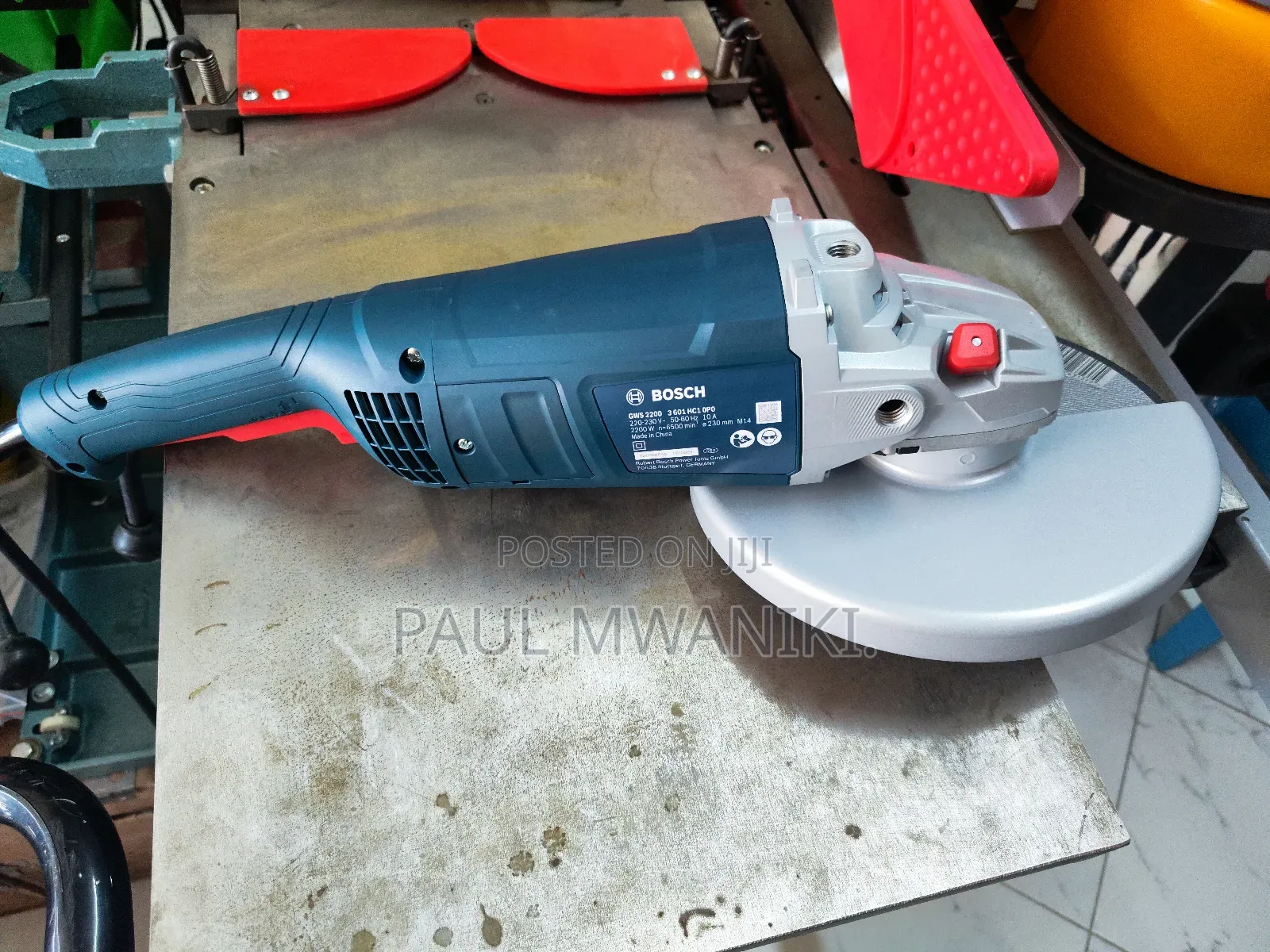 Bosch 9" Grinder / 9" Angle Grinder
