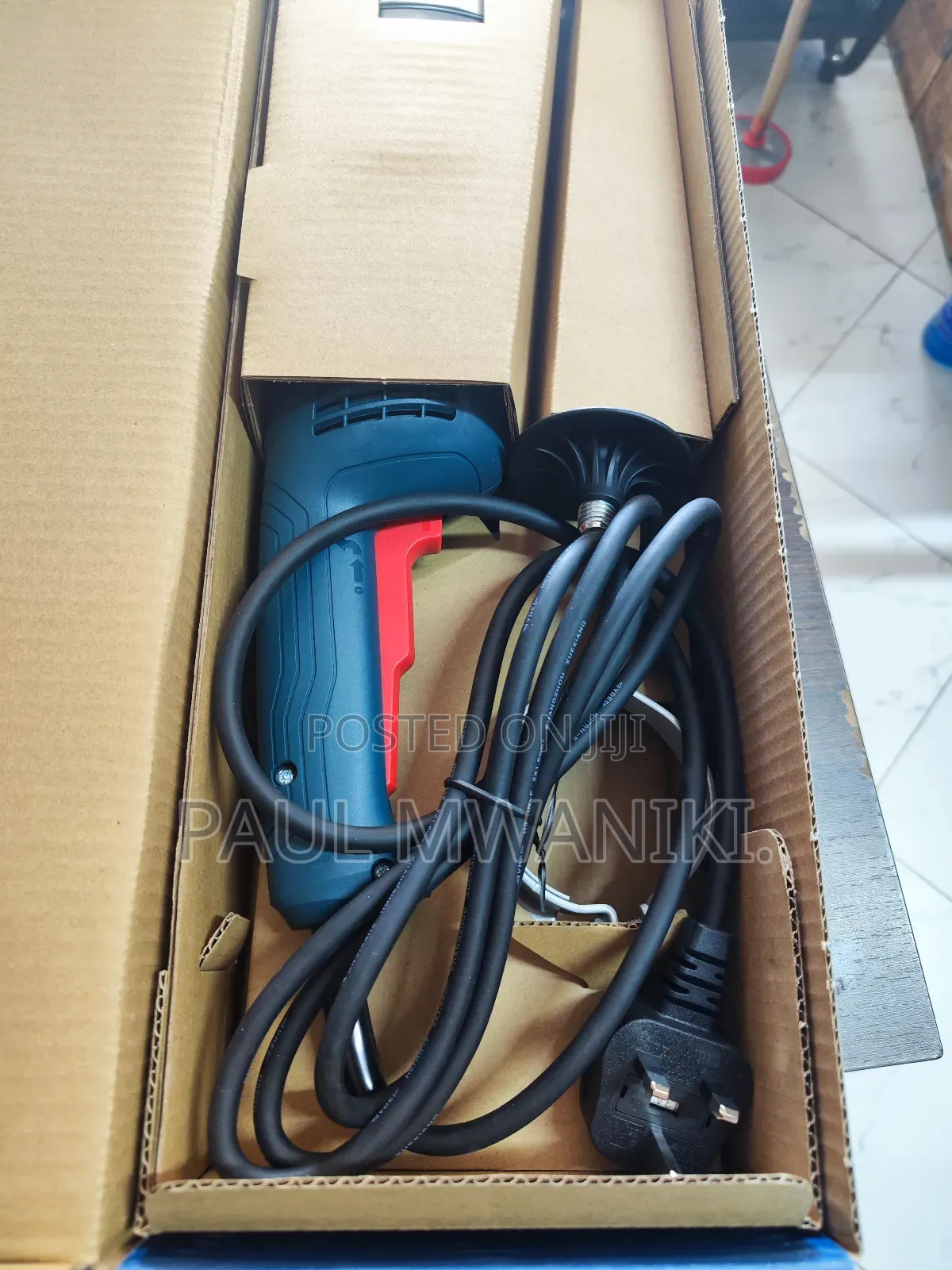 Bosch 9" Grinder / 9" Angle Grinder