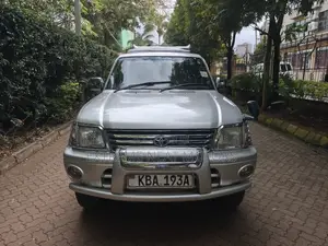 Toyota Land Cruiser Prado 2.7 16V 5dr 2000 Silver