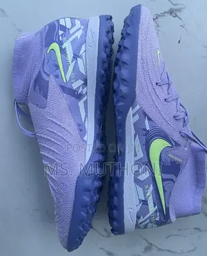 Nike Phantom Gx 2 Elite Tf United Pack Trainers
