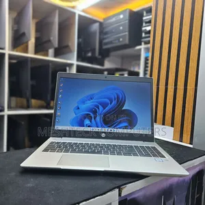 Laptop HP ProBook 450 G6 8GB Intel Core i7 HDD+SSD 1T