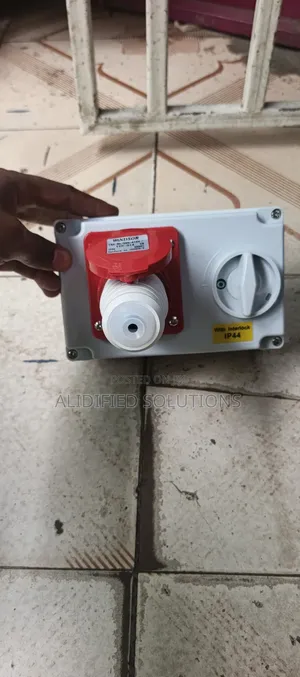 16a Interlock Industrial Socket