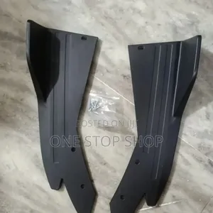 2pcs Universal Car Side Corner Cover Rear Bumper Lip Angle