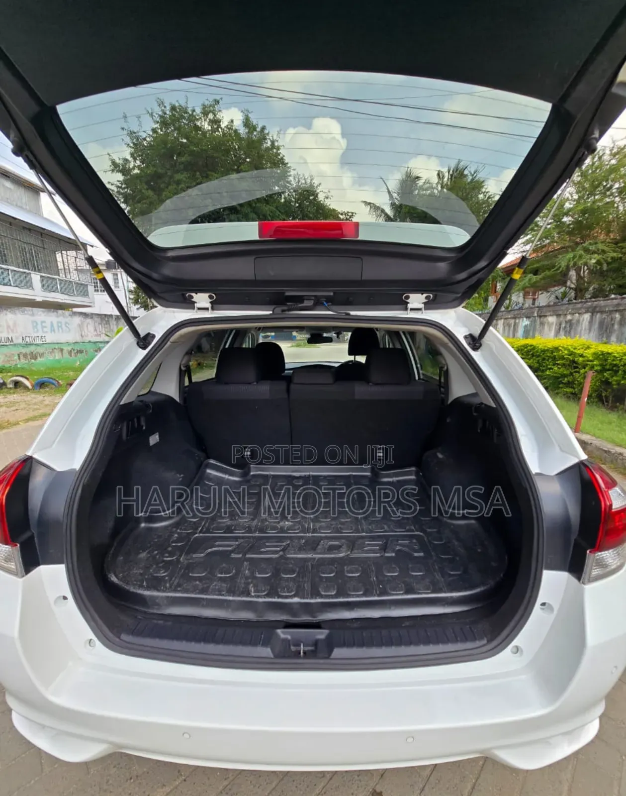 Toyota Corolla Fielder 2018 White
