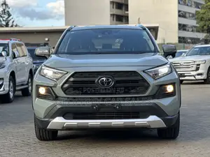 Toyota RAV4 2019 Green
