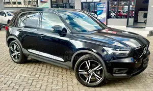Volvo XC40 B4 Petrol AWD 2020 Black