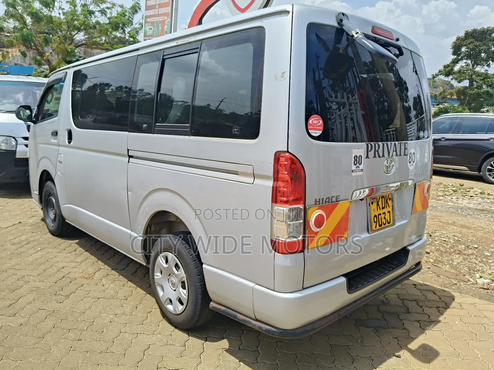 Toyota HiAce 2015 Silver