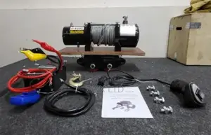 Strong Pull 12v Electric Winch for Off Road 4×4 Vehicle Rescue