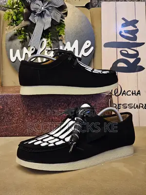 Clarks Orginial Wallabees Skeleton