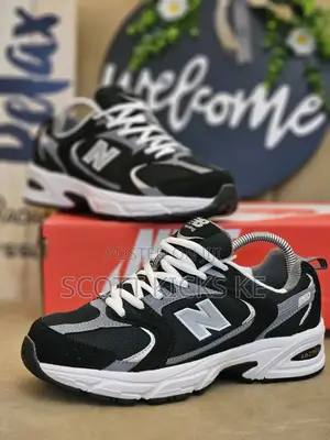 Newbalance 530 Black White Suede