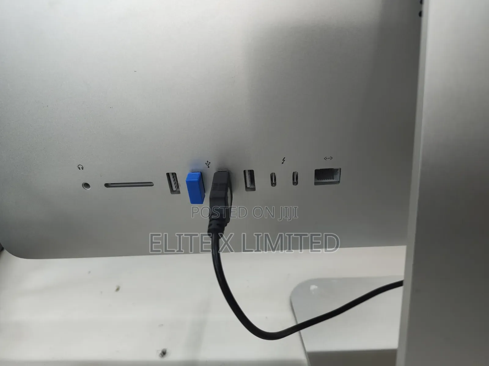Desktop Computer Apple iMac 8GB Intel Core i5 HDD 1T