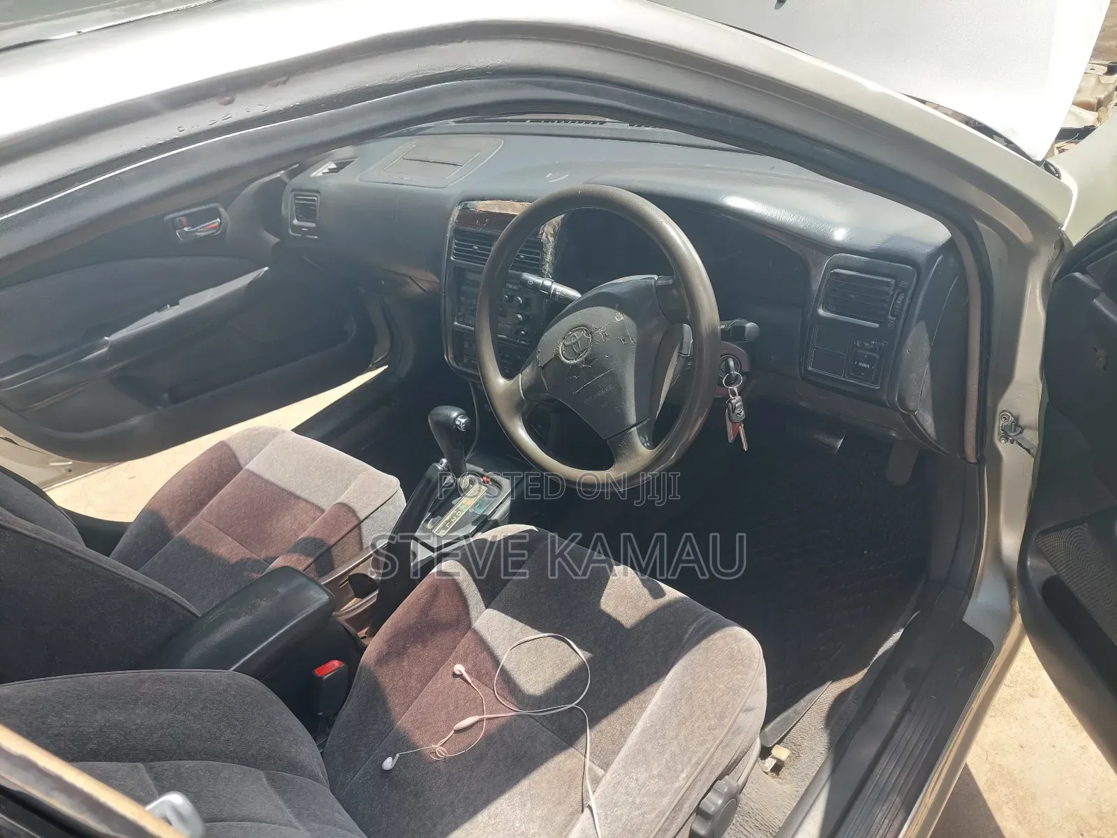 Toyota Carina 2001 Gray
