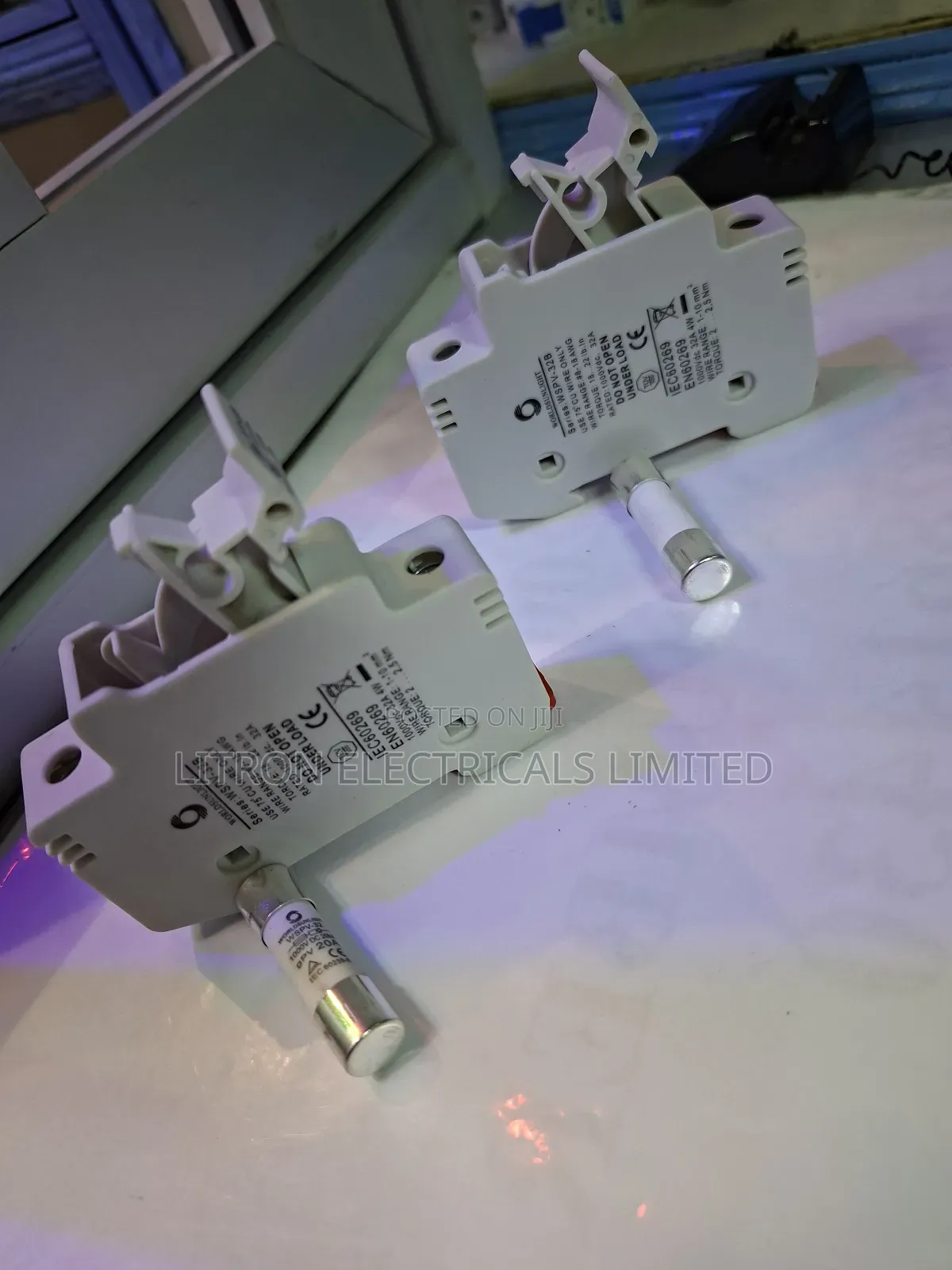 Fuse Links 32a