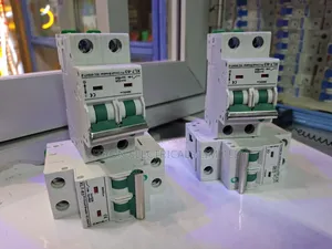 Solar Circuits Breakers