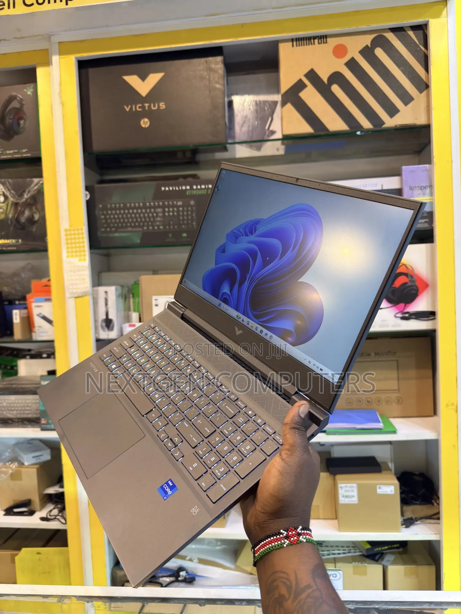 New Laptop HP Victus 16 8GB Intel Core i7 SSD 512GB