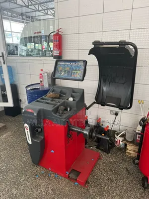 Latest Technology Heavy Duty Wheel Balancer S828 Sunshine