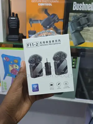 F11-2 Wireless Lavalier Microphone System 3-in-1 Aux/Lighting