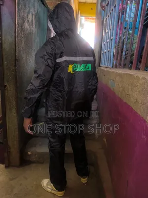 Unisex Rain Suit Waterproof Hooded Jacket And Pants 2xl And 3xl