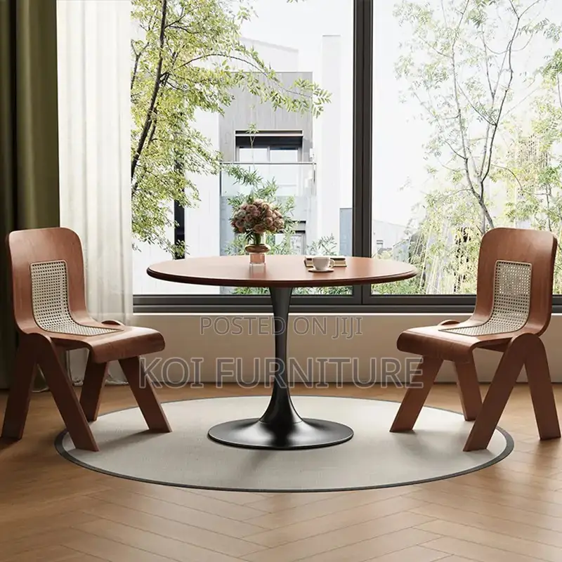 Dining Table ; Durable Solid Round Dining Table