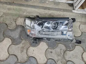Toyota Land Cruiser 200 Series Headlight