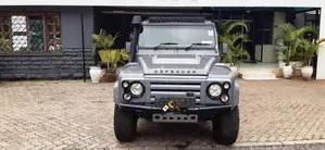 Land Rover Defender Puma 110 SW 2012 Silver