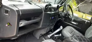 Land Rover Defender Puma 110 SW 2012 Silver