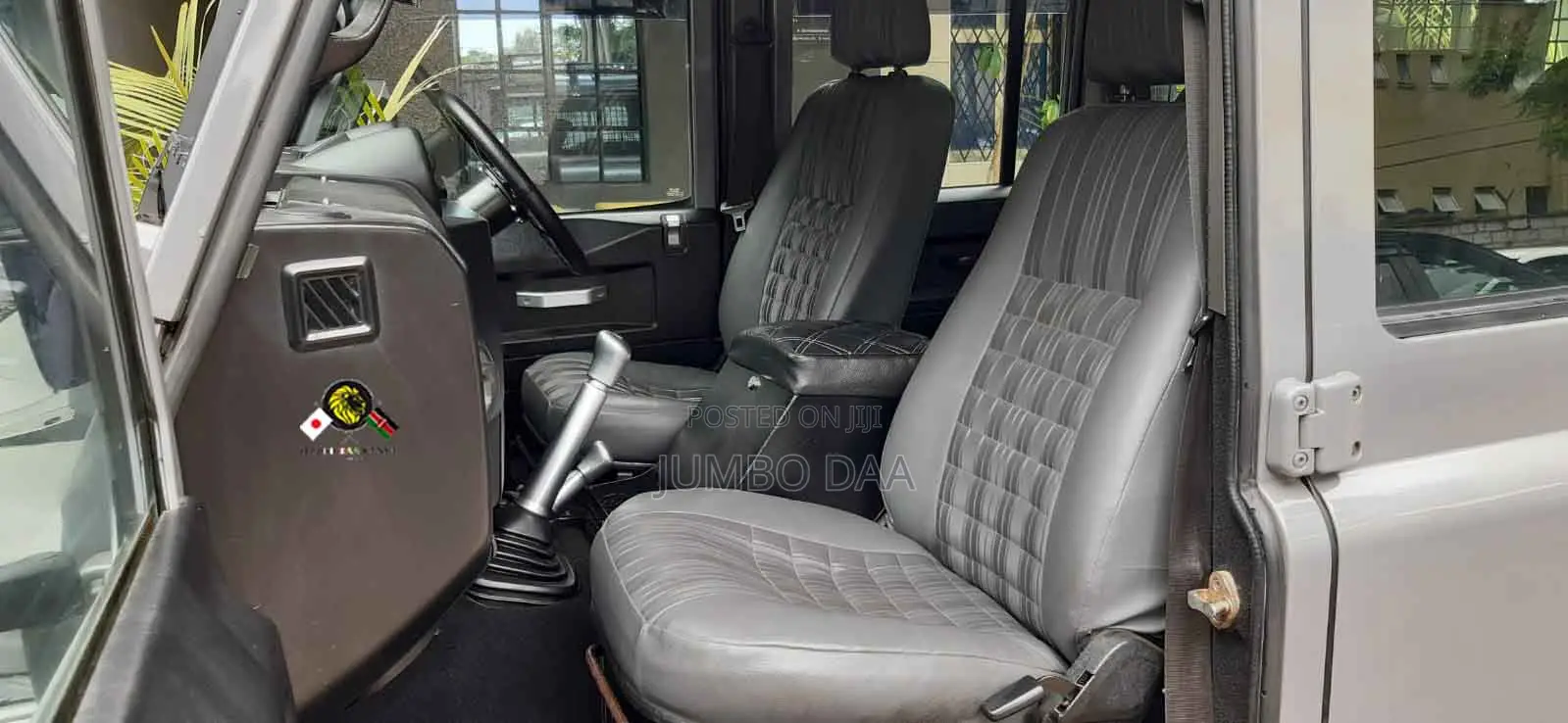 Land Rover Defender Puma 110 SW 2012 Silver