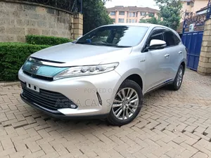 Toyota Harrier 2019 Silver