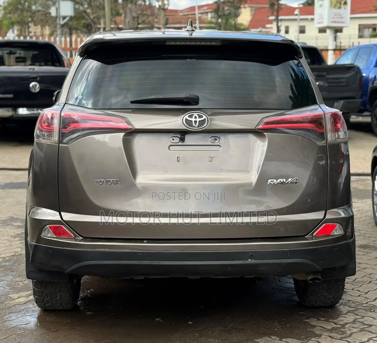 Toyota RAV4 2016 Brown