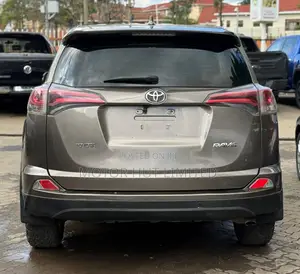 Toyota RAV4 2016 Brown
